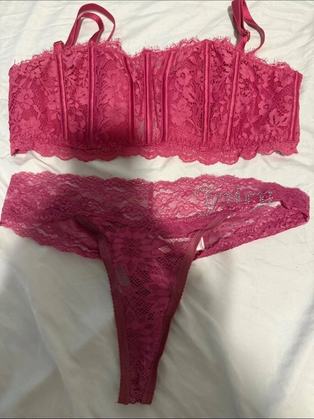 NWT Victoria's Secret x Juicy Couture Fuchsia Pink Lace Bralette and Thong Set - Picture 2 of 2
